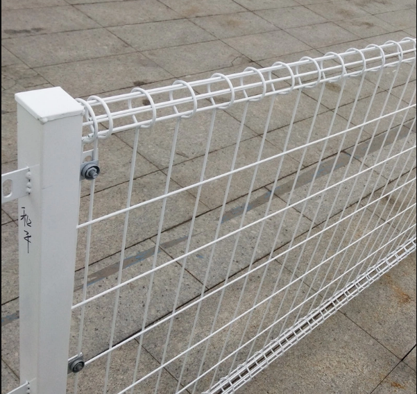 공사 두배의 서클 4.5 밀리미터 용접 철사 정원 울짱 0