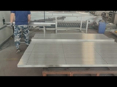 V자형 메쉬 보안 펜싱 기둥 분말 코팅 전 연마