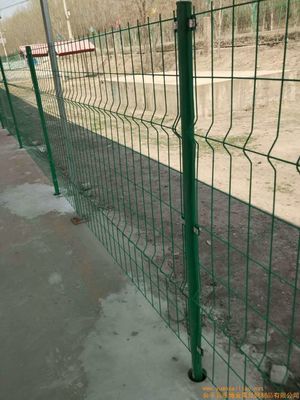 메탈렉스 공장 가격 저렴 녹색/검은 PVC 코팅 야외 정원 3D 곡선 웰딩 구부러진 둘레 보안 와이어/V Mesh